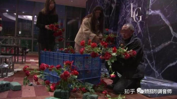 婚礼前夕，婚庆公司突然撤场，新人该怎么办？