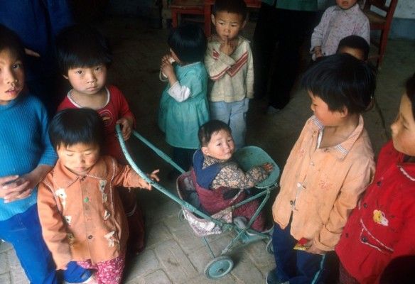 女幼师下班途中遭男子连刺13刀不幸身亡