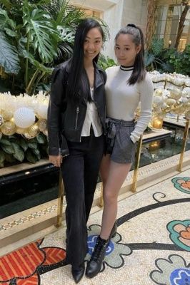 李连杰晒女儿大学毕业照近况