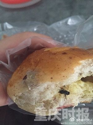 好利来面包店卫生状况堪忧，苍蝇乱飞引关注