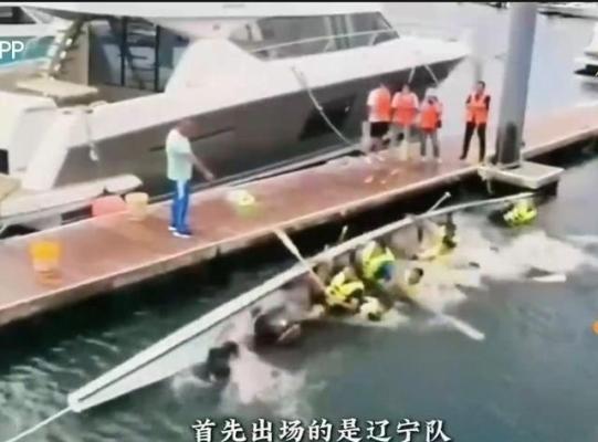 北方龙舟赛欢乐多，网友戏称曹操没骗人