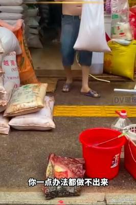广东肇庆广宁县遭遇暴雨袭击，多地水浸导致车辆被冲走