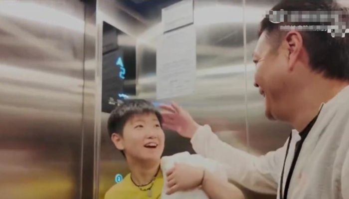 邱贻可回应踩孙颖莎脚：是无心之举