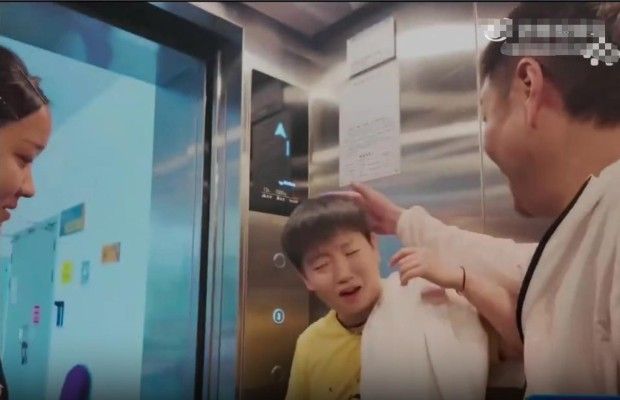 邱贻可回应踩孙颖莎脚：是无心之举