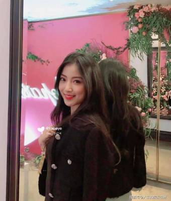 何猷亨前女友陈可欣二婚，与前夫同天再婚戴头纱美丽动人
