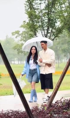 陈乔恩阮经天同框录综艺，火花四溅引期待