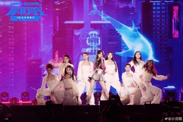 小沈阳回应18岁女儿唱跳被吐槽：她很棒，给予支持