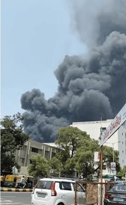 莫迪与印度民航部部长通话讨论航空业发展