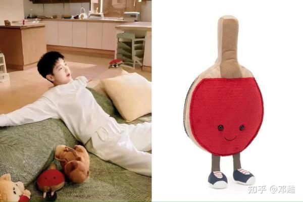 泰国公主拎爱马仕配Labubu！国产“Jellycat”，为什么火爆泰国？