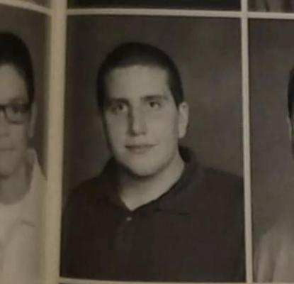 美犯罪学博士刺杀4名大学生，行凶后自拍逃过死刑