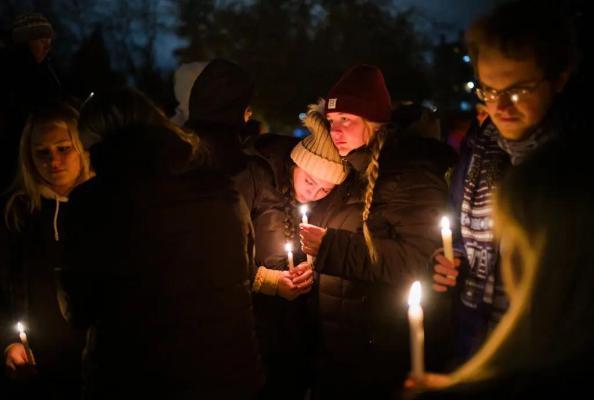 美犯罪学博士刺杀4名大学生，行凶后自拍逃过死刑