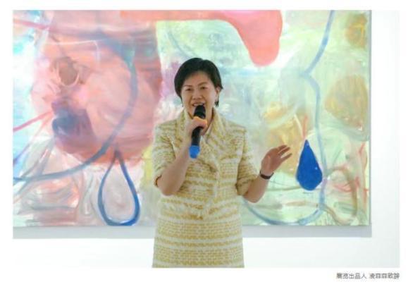 地产大亨家族风波再起，清华学霸儿子公开炮轰