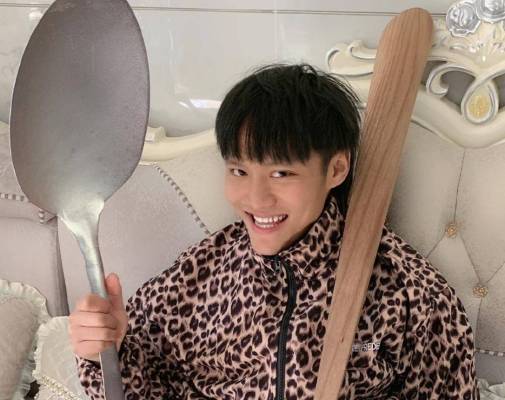 小杨嫂近照曝光，合肥与友品茶