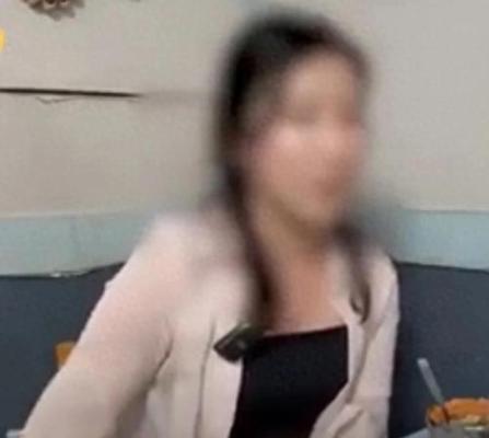 韩国女生独食遭驱逐