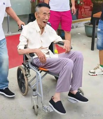 杨议杨少华遗产4亿系误传