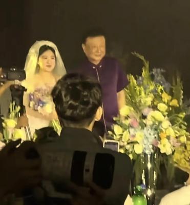 金龟子女儿婚礼，董浩现身致辞