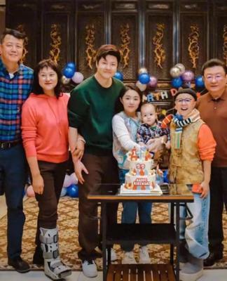 金龟子女儿婚礼，董浩现身致辞